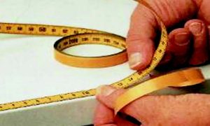 Merilni trak samolepilni delitev z leve na desno 13x0,5 mm